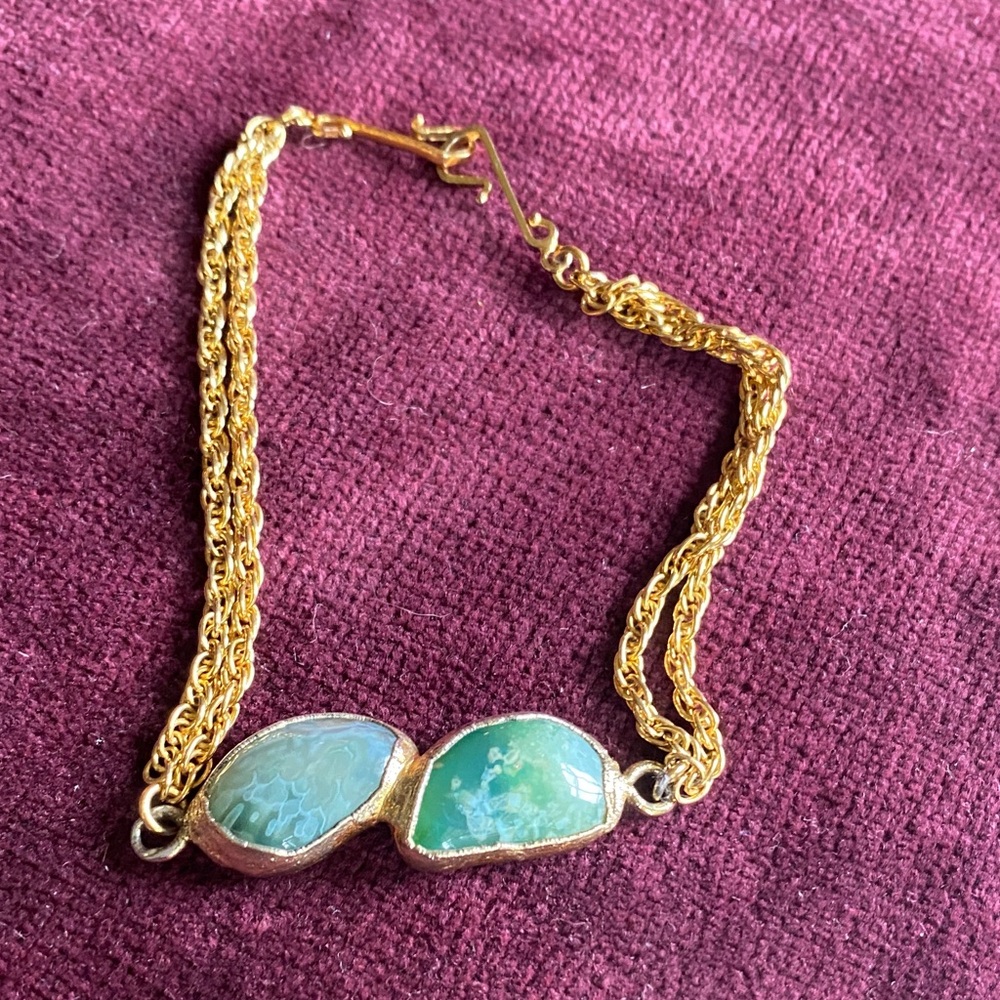 Vintage Gold Chain Bracelet with Green Stones. Stones and metal unknown